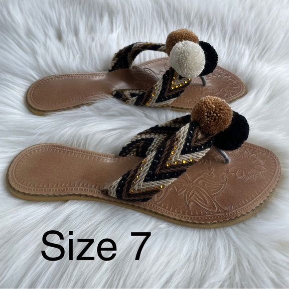 🇨🇴🦋 Handwoven Wayuu Sandals - Picture 4 of 8